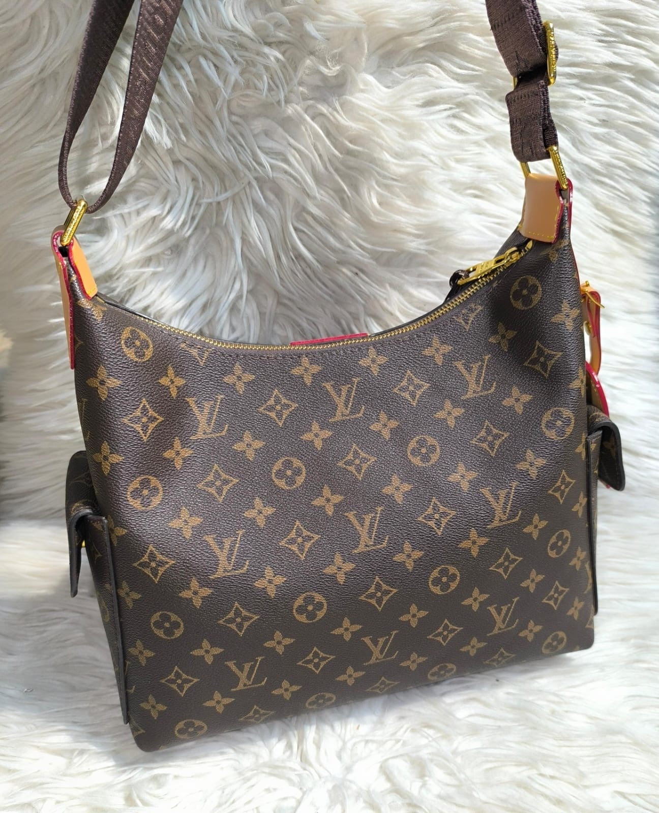 Louis Vuitton Utility Bag in Monogram Canvas