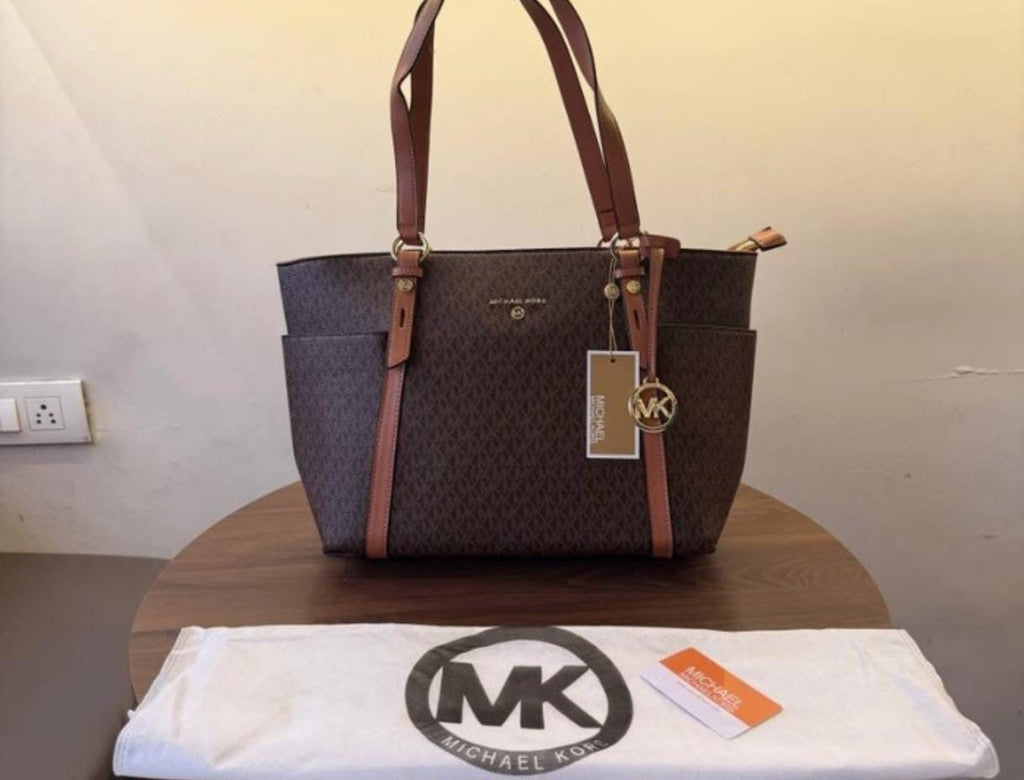 Michael Kors Jet Set Large Tote