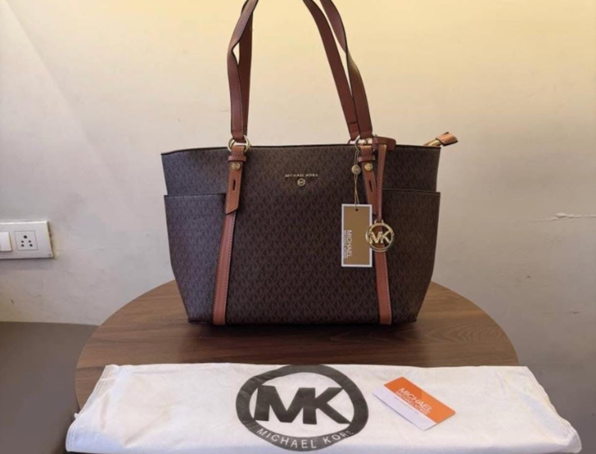 Michael Kors Jet Set Large Tote