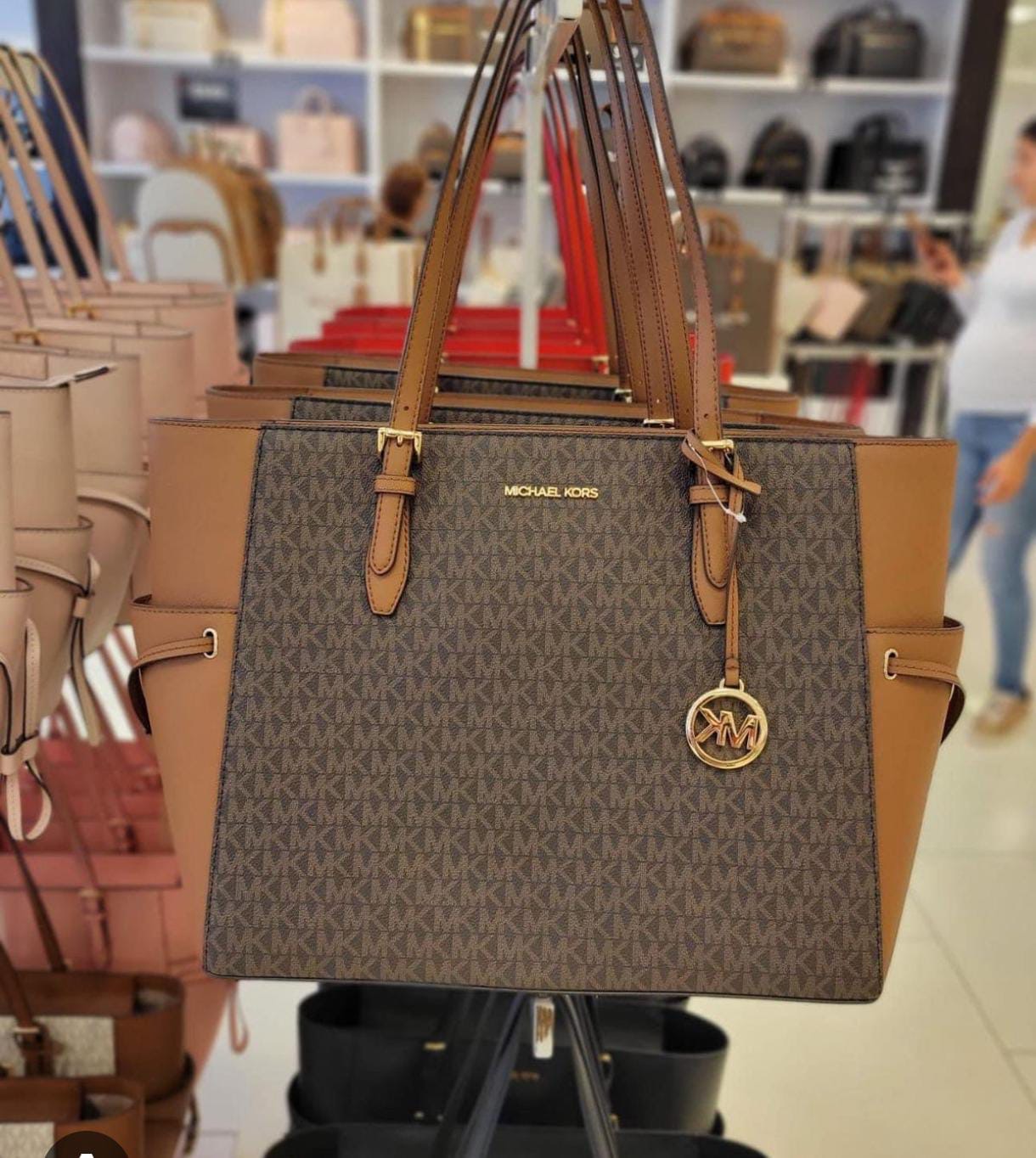 Michael Kors Voyager Medium Logo Tote Bag