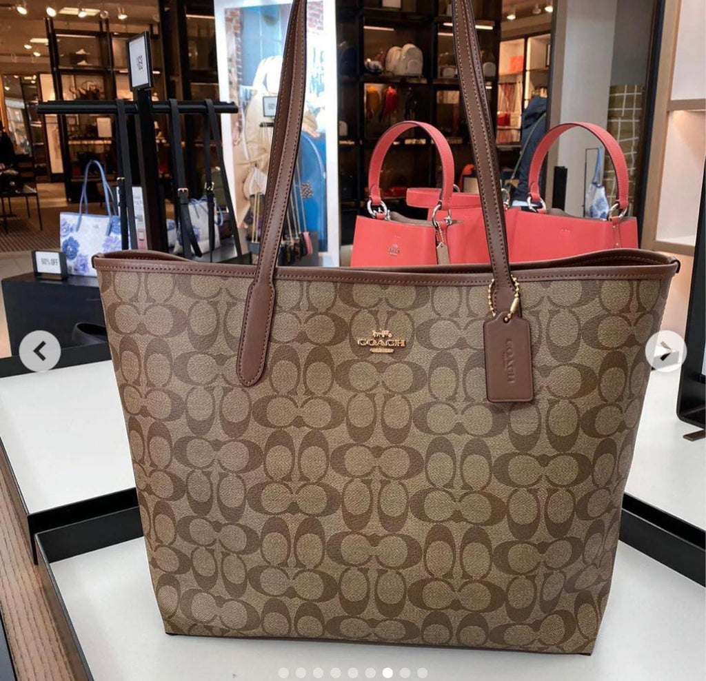 Coach City Tote in Signature Canvas
