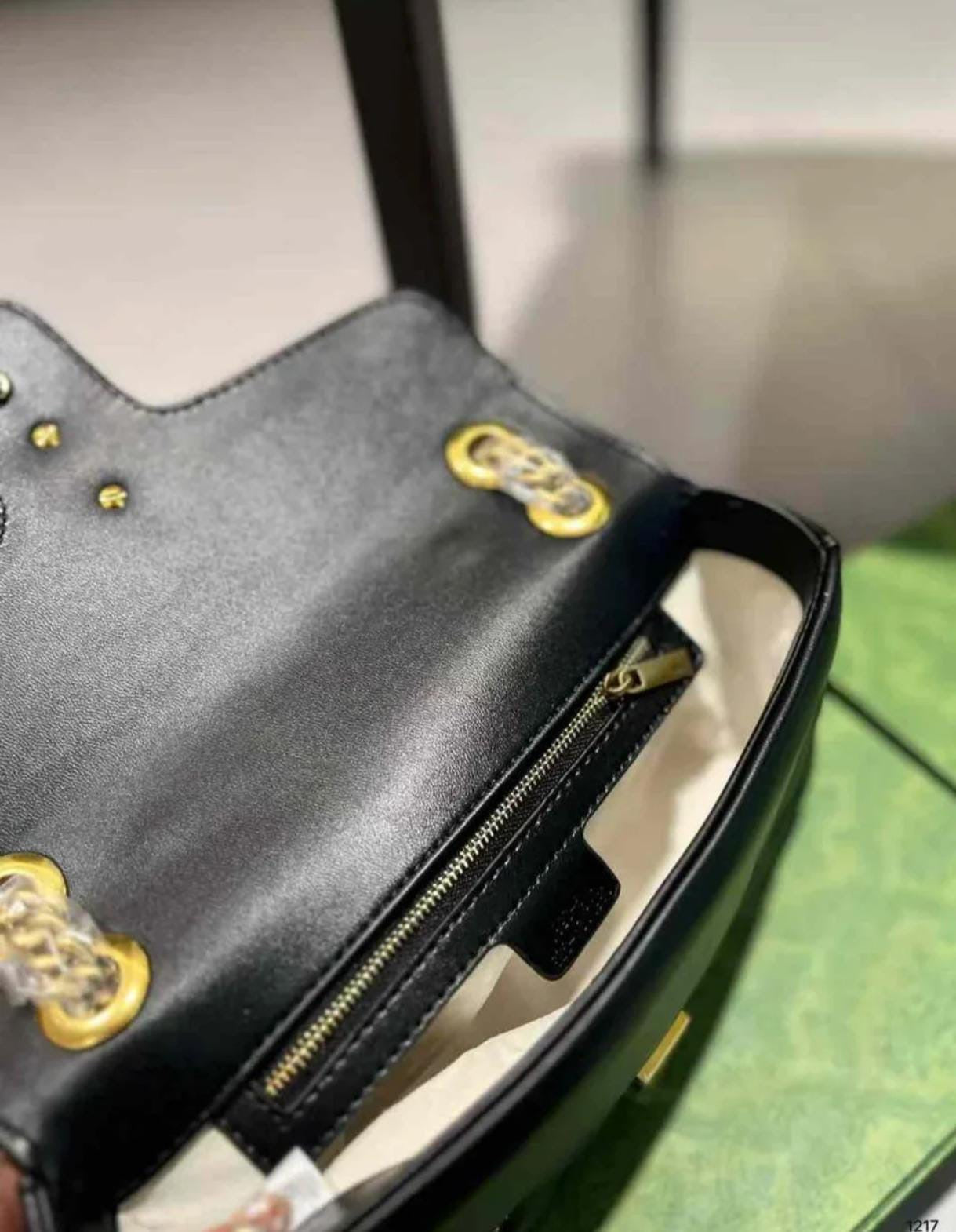 Gucci GG Marmont Small Matelassé Shoulder Bag