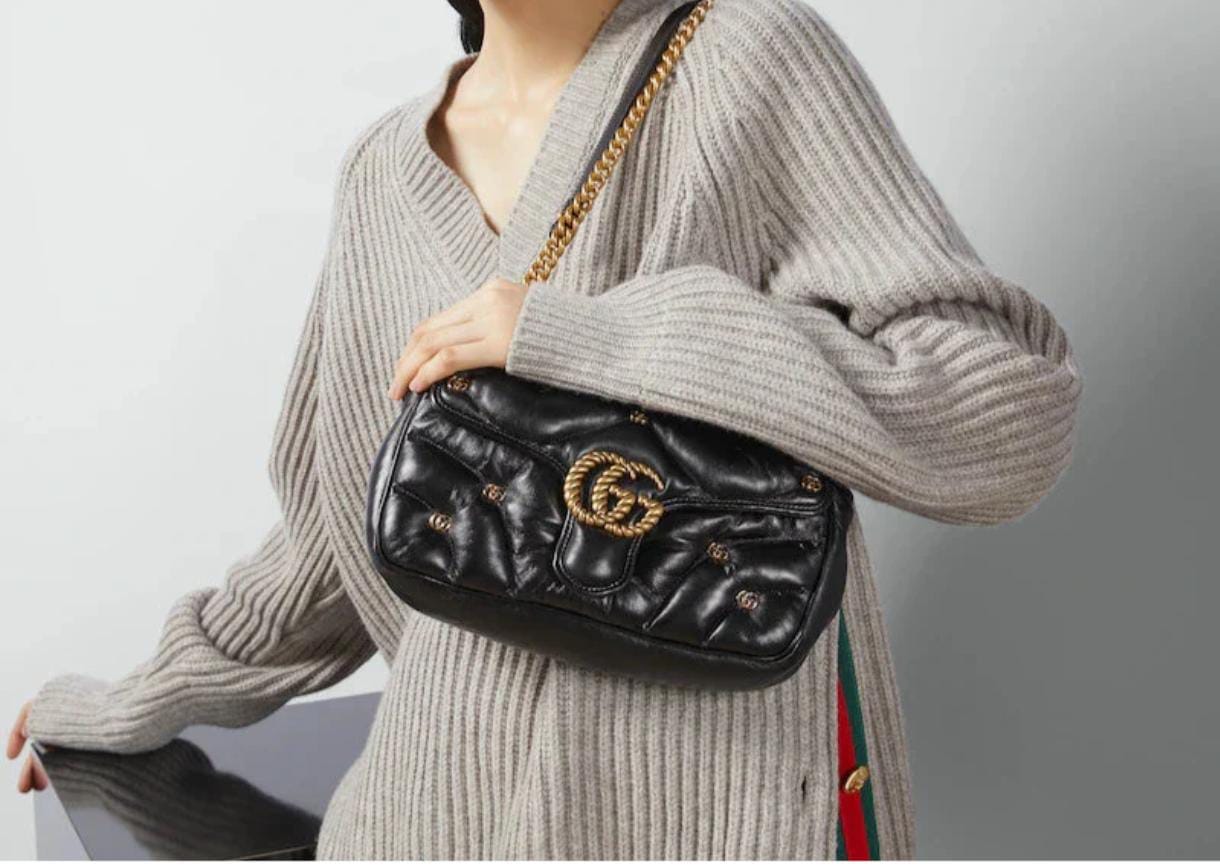 Gucci GG Marmont Small Matelassé Shoulder Bag